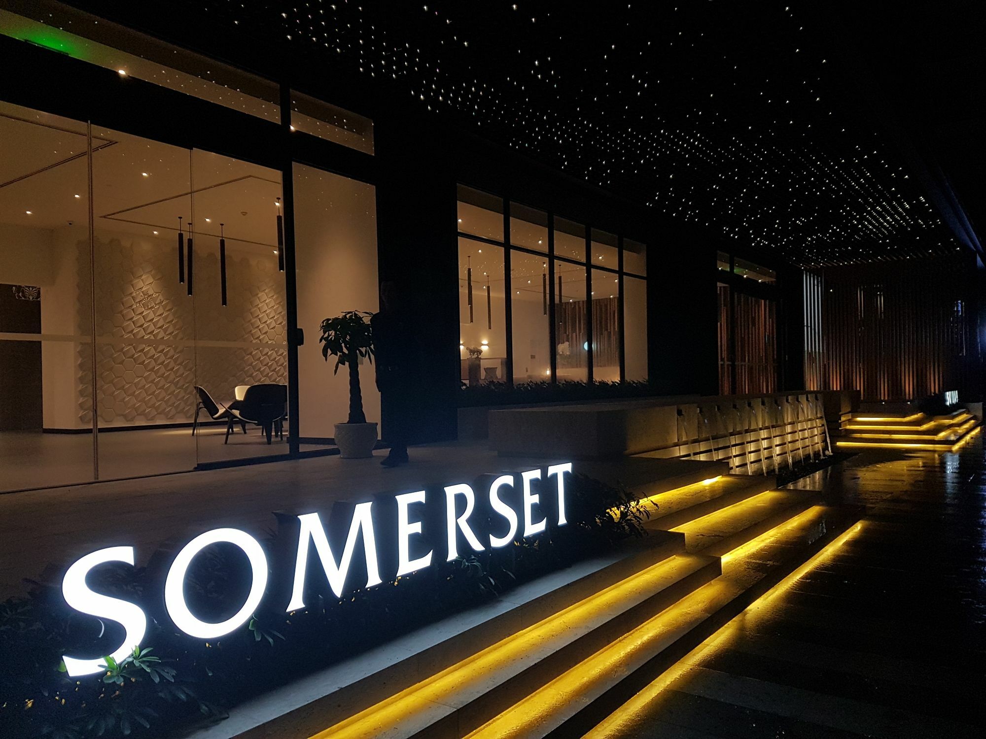 Somerset Norodom Phnom Penh Luaran gambar